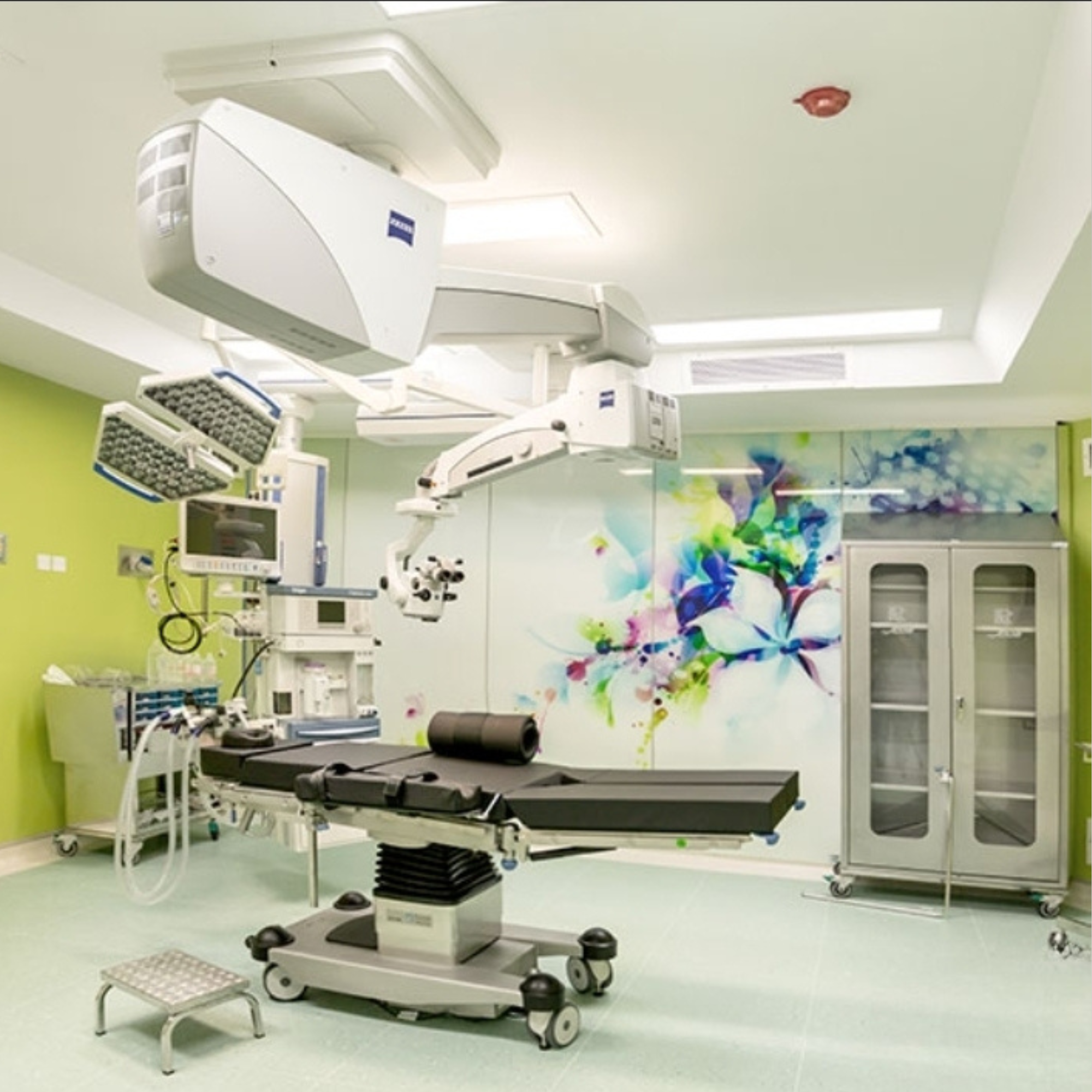 Equipping Clinics                                                تجهيزات العيادات